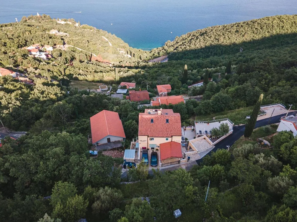 Villa Sabine Apartment Cres Medveja Croatia